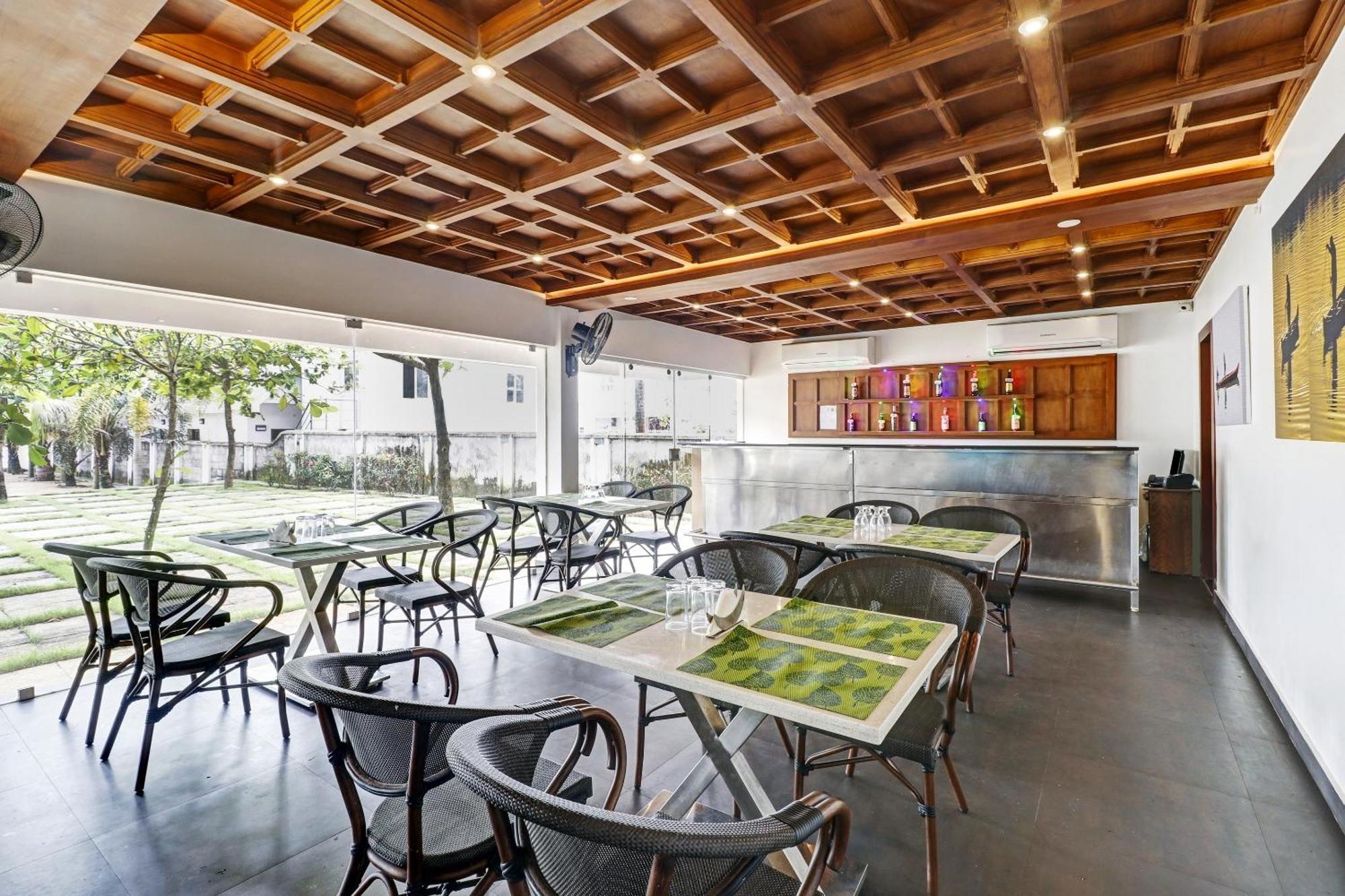Townhouse Oak Edassery'S Sealine Villa Stay Kochi Eksteriør billede