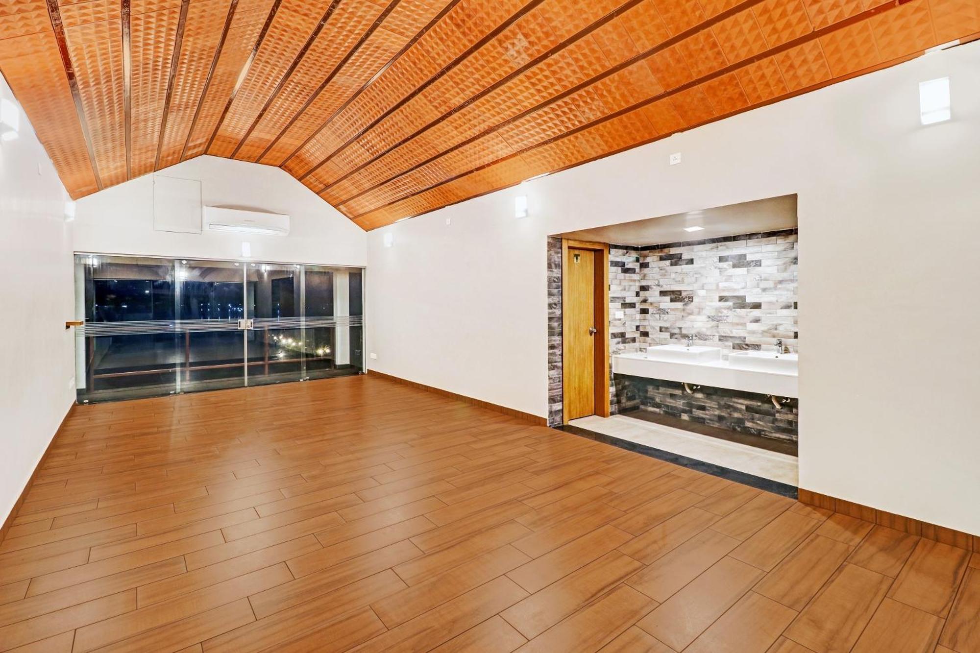 Townhouse Oak Edassery'S Sealine Villa Stay Kochi Eksteriør billede