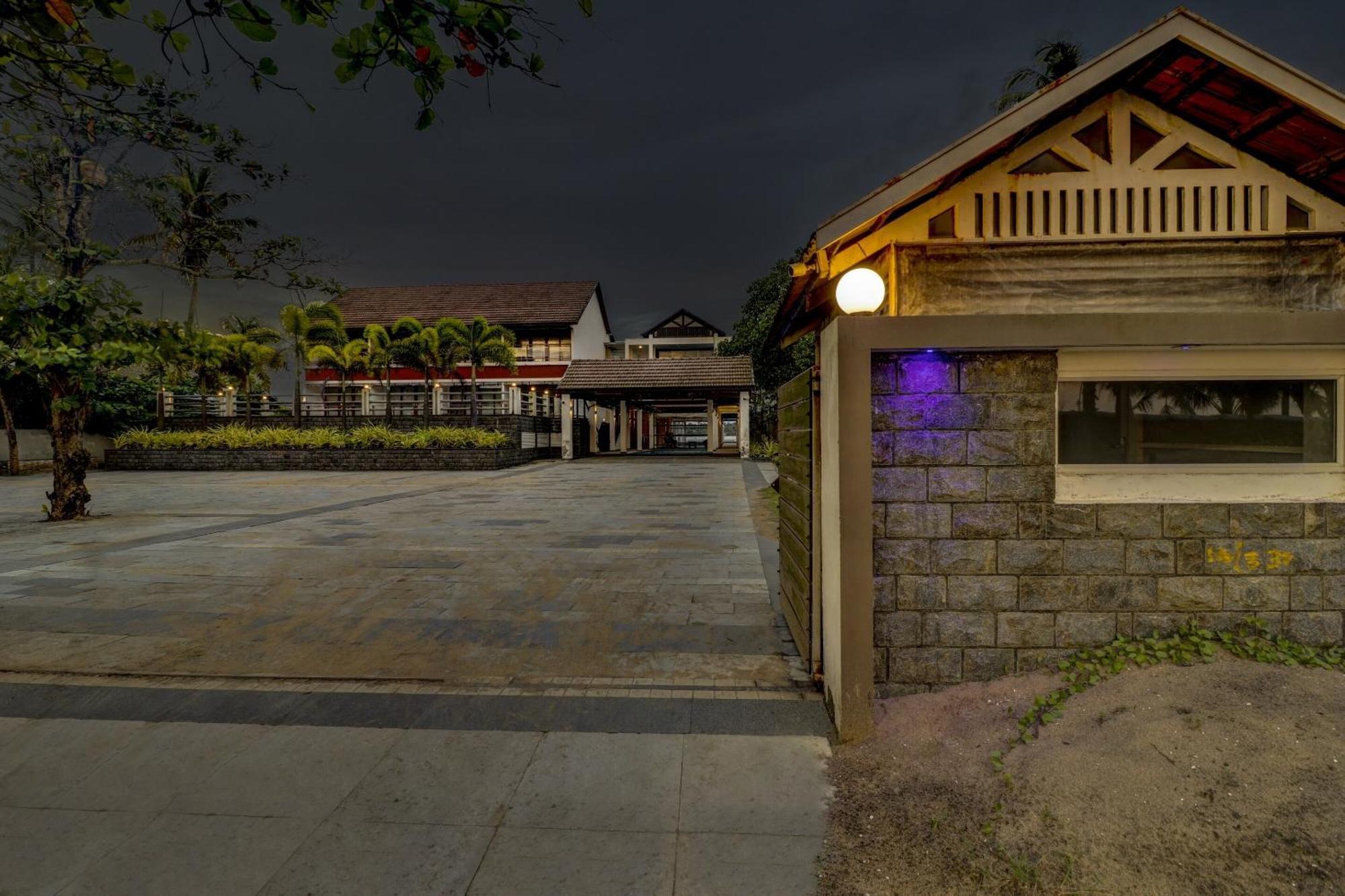 Townhouse Oak Edassery'S Sealine Villa Stay Kochi Eksteriør billede
